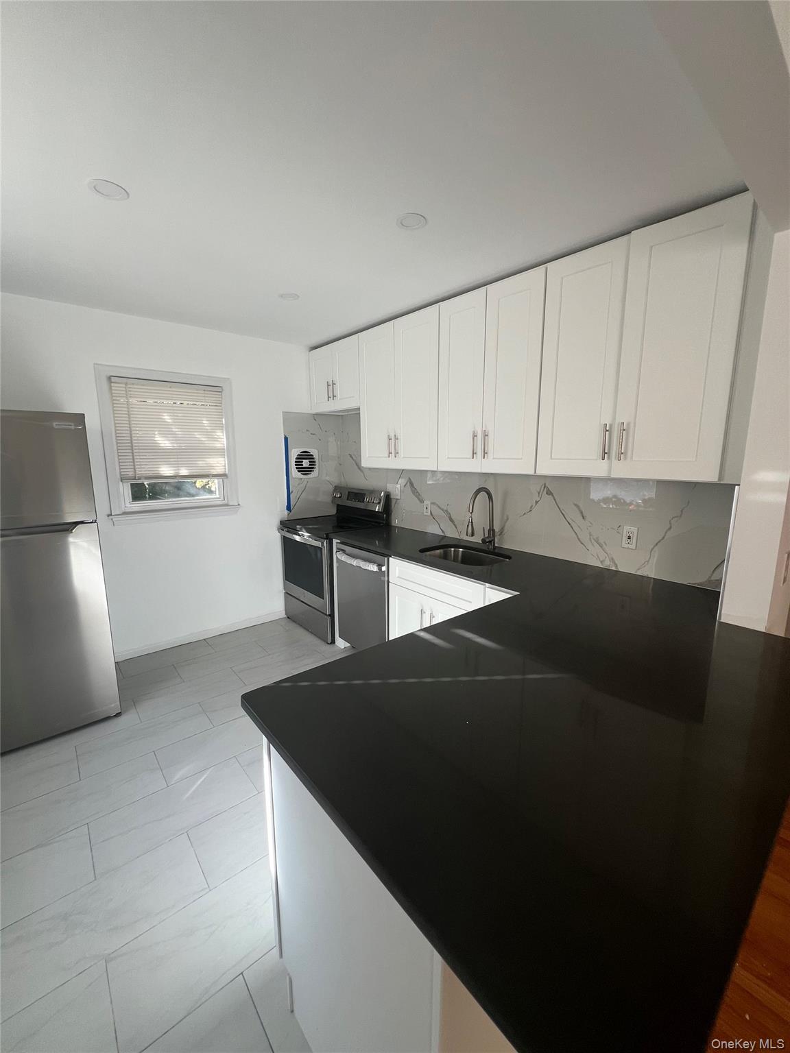 #6 photo, 47 Washington Avenue, White Plains , NY 10603