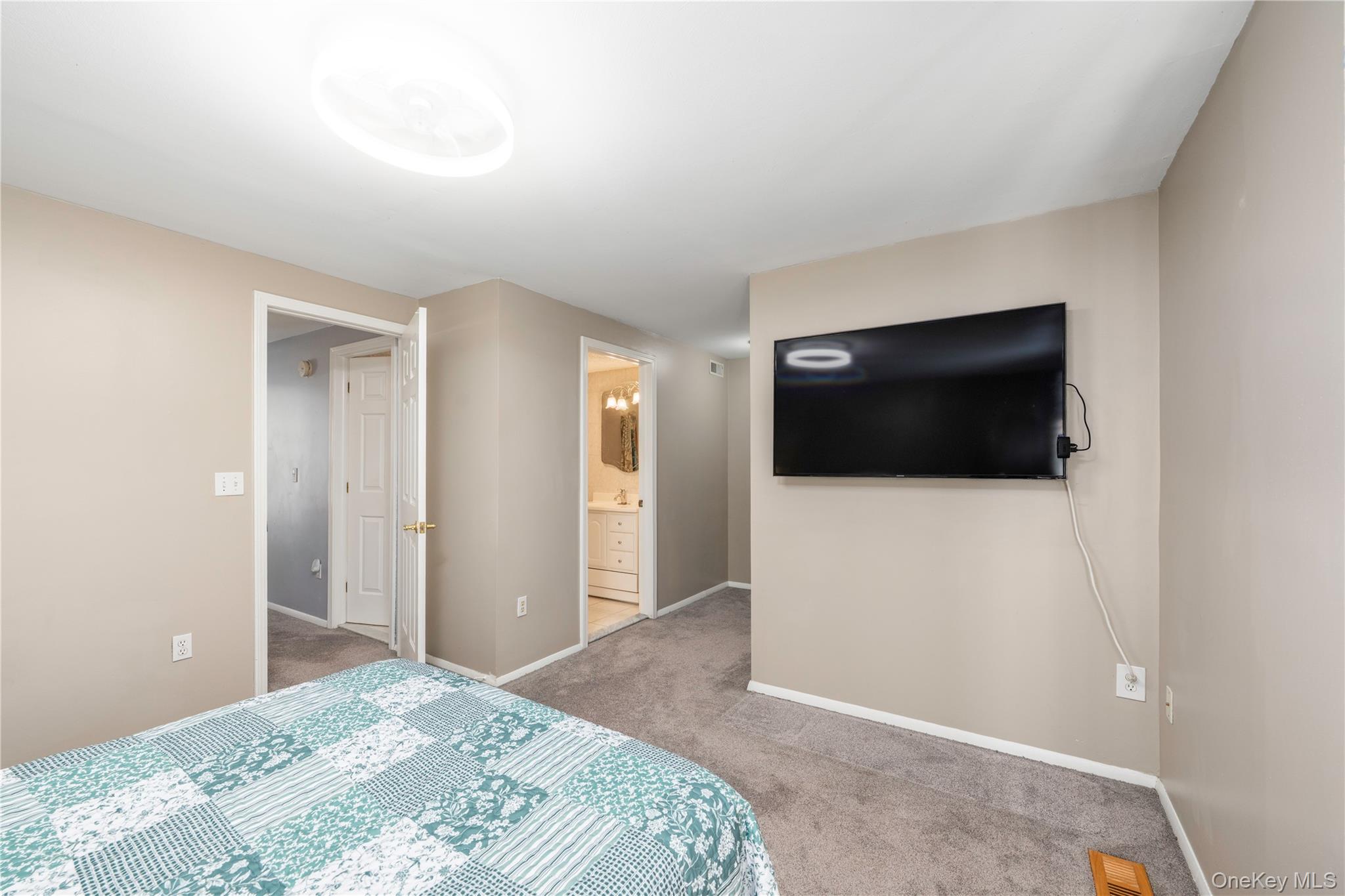 #11 photo, 1506 Kings Way, Carmel , NY 10512