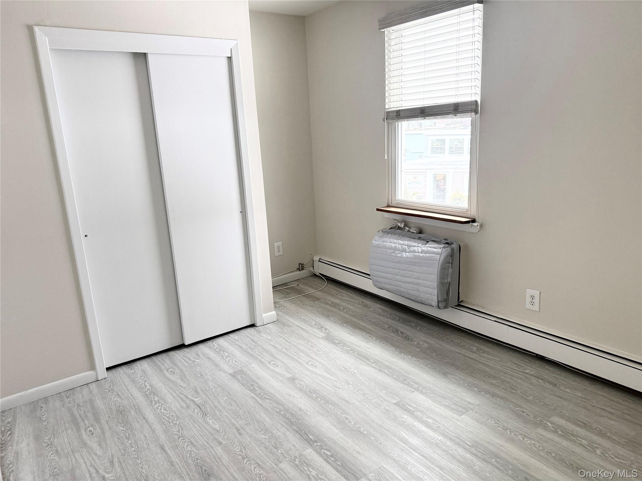 #9 photo, 3 Toms Point Lane, מחוז נסאו Port Washington , NY 11050