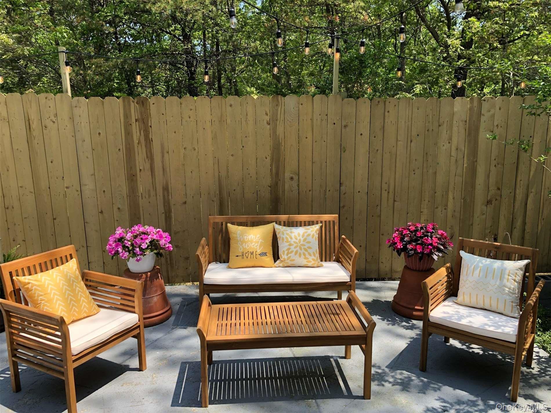 #10 photo, 18 Old Riverhead Road, Hampton Bays , NY 11946