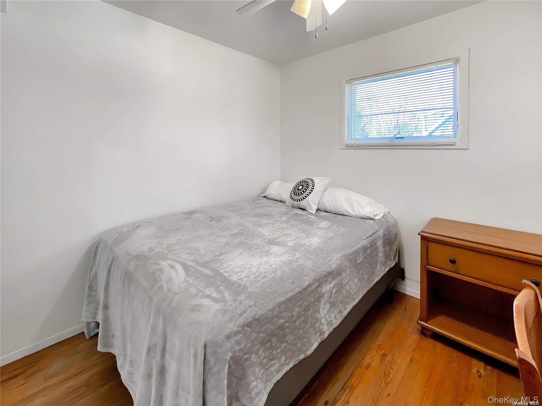 #8 photo, 18 Old Riverhead Road, Hampton Bays , NY 11946