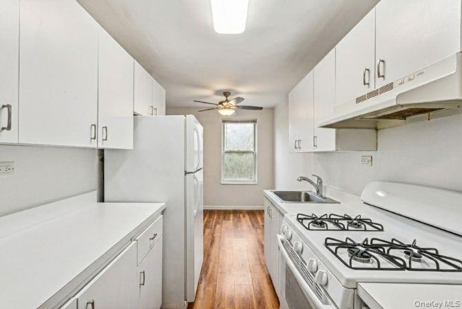 #10 photo, 42-40 Bowne Street, Куинс ‖ Flushing , NY 11355