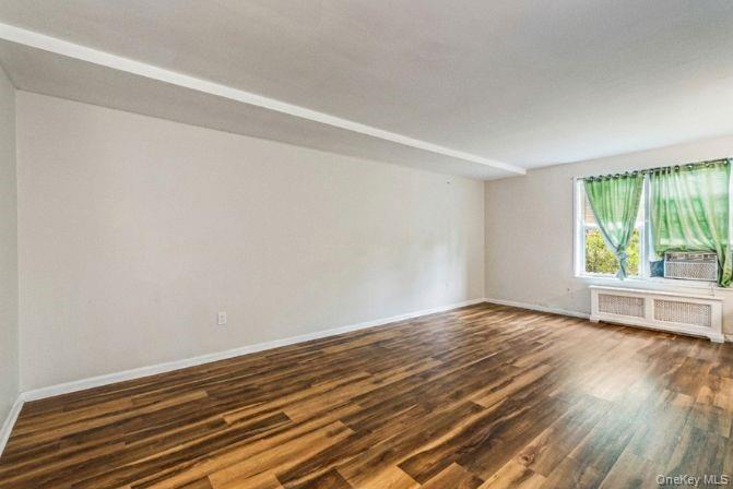 #2 photo, 42-40 Bowne Street, Куинс ‖ Flushing , NY 11355