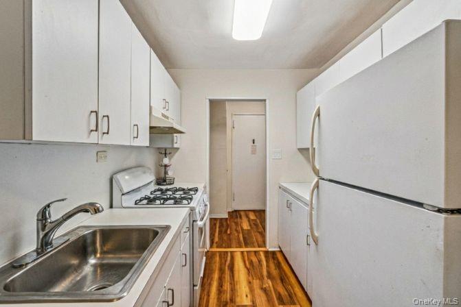 #8 photo, 42-40 Bowne Street, Куинс ‖ Flushing , NY 11355