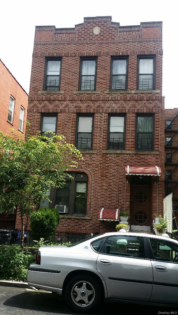 #1 photo, 315 E 94th Street, ব্রুকলিন Brooklyn , NY 11212