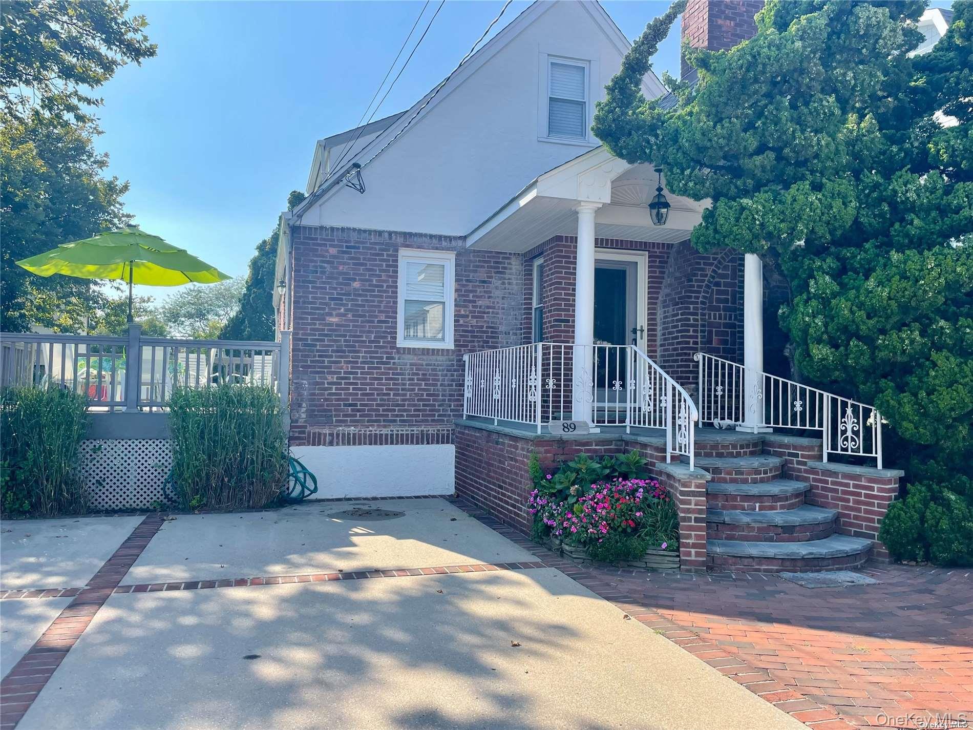 #1 photo, 89 Lynbrook, Point Lookout , NY 11569