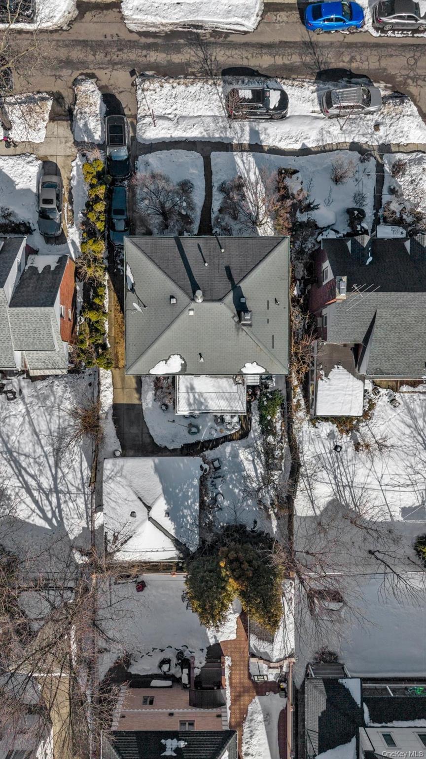 #13 photo, 11018 67th Drive, Куинс ‖ Forest Hills , NY 11375