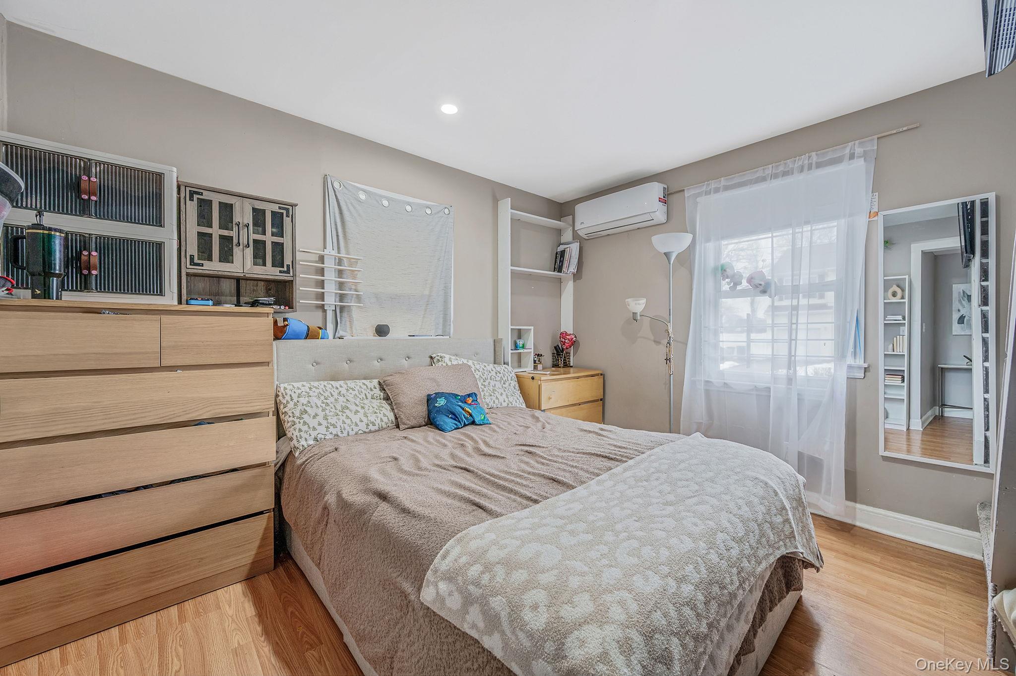 #13 photo, 26 Smith Street, Amityville , NY 11701