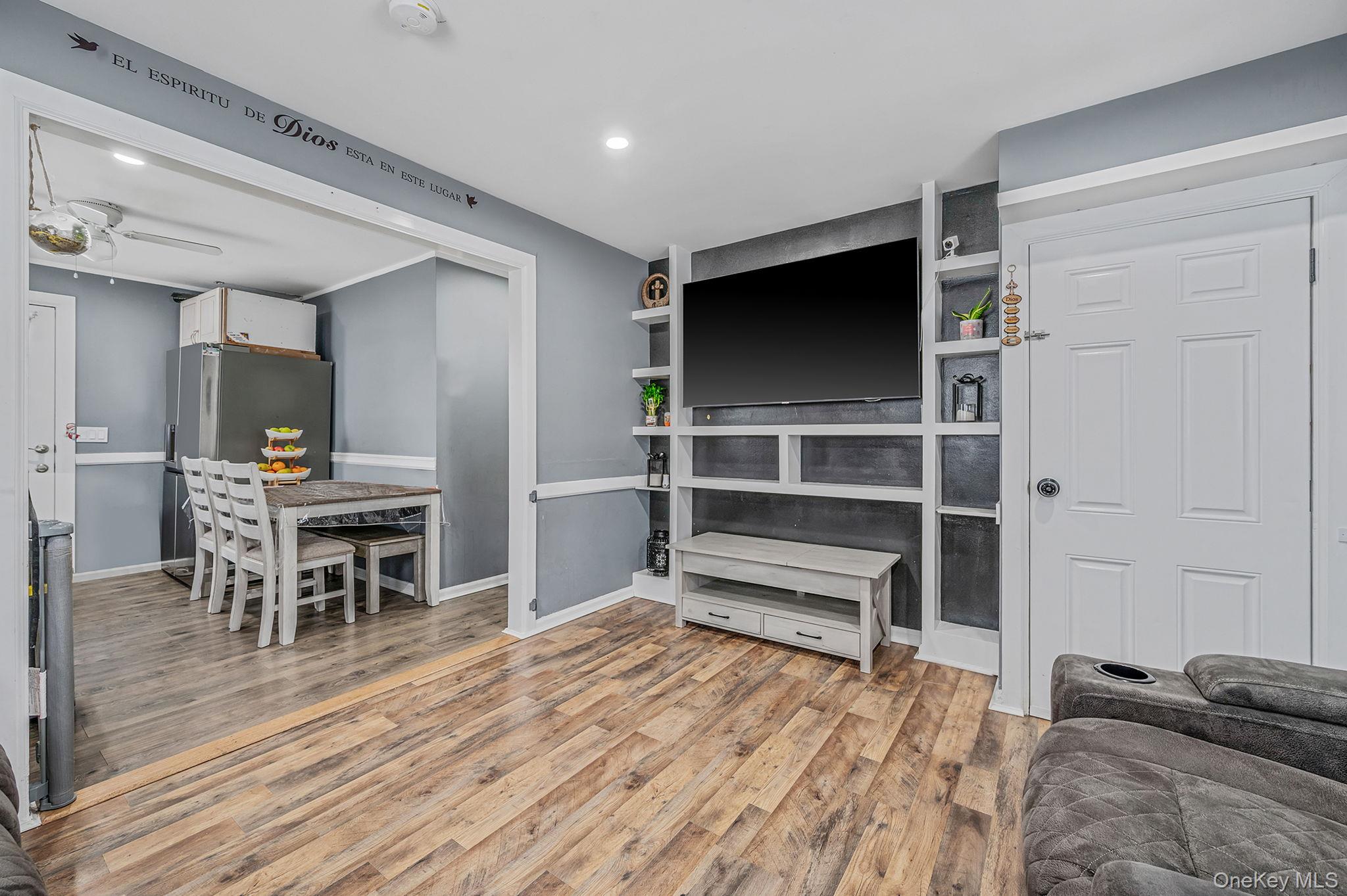 #6 photo, 26 Smith Street, Amityville , NY 11701