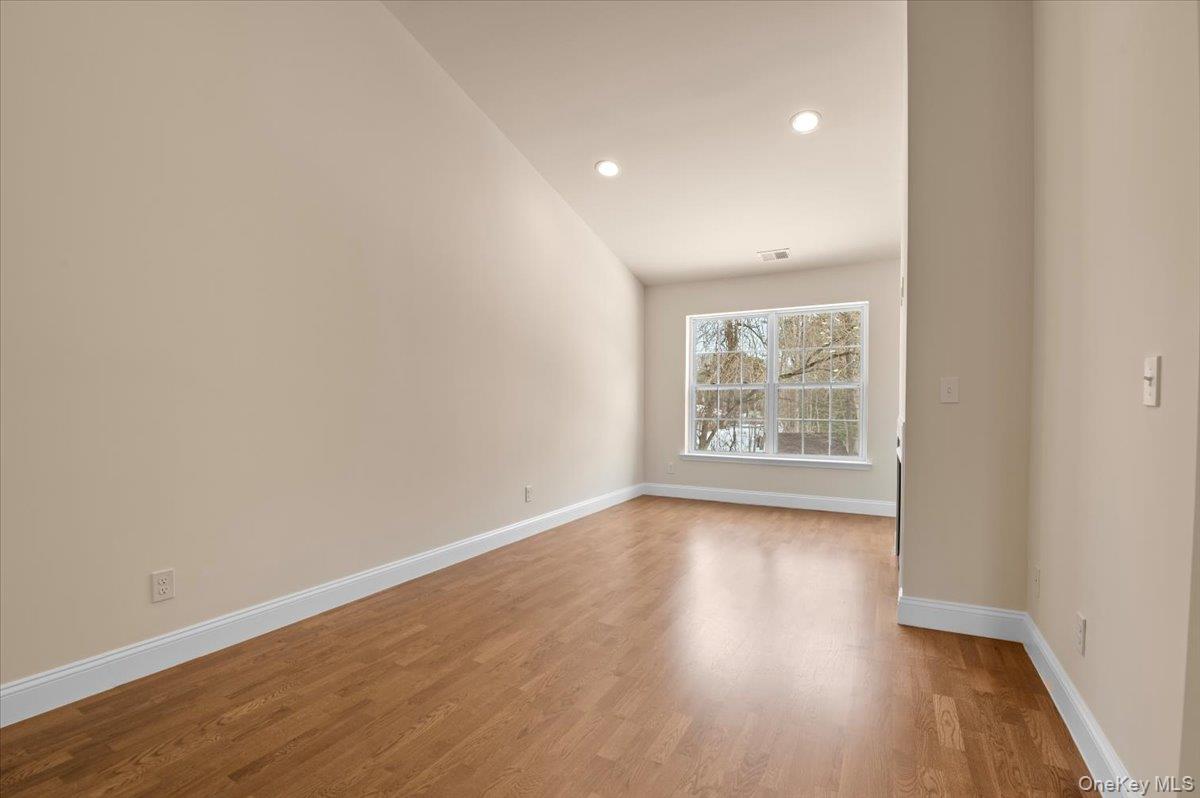 #12 photo, 4 Steven Circle, 롱 아일랜드 Dix Hills , NY 11746