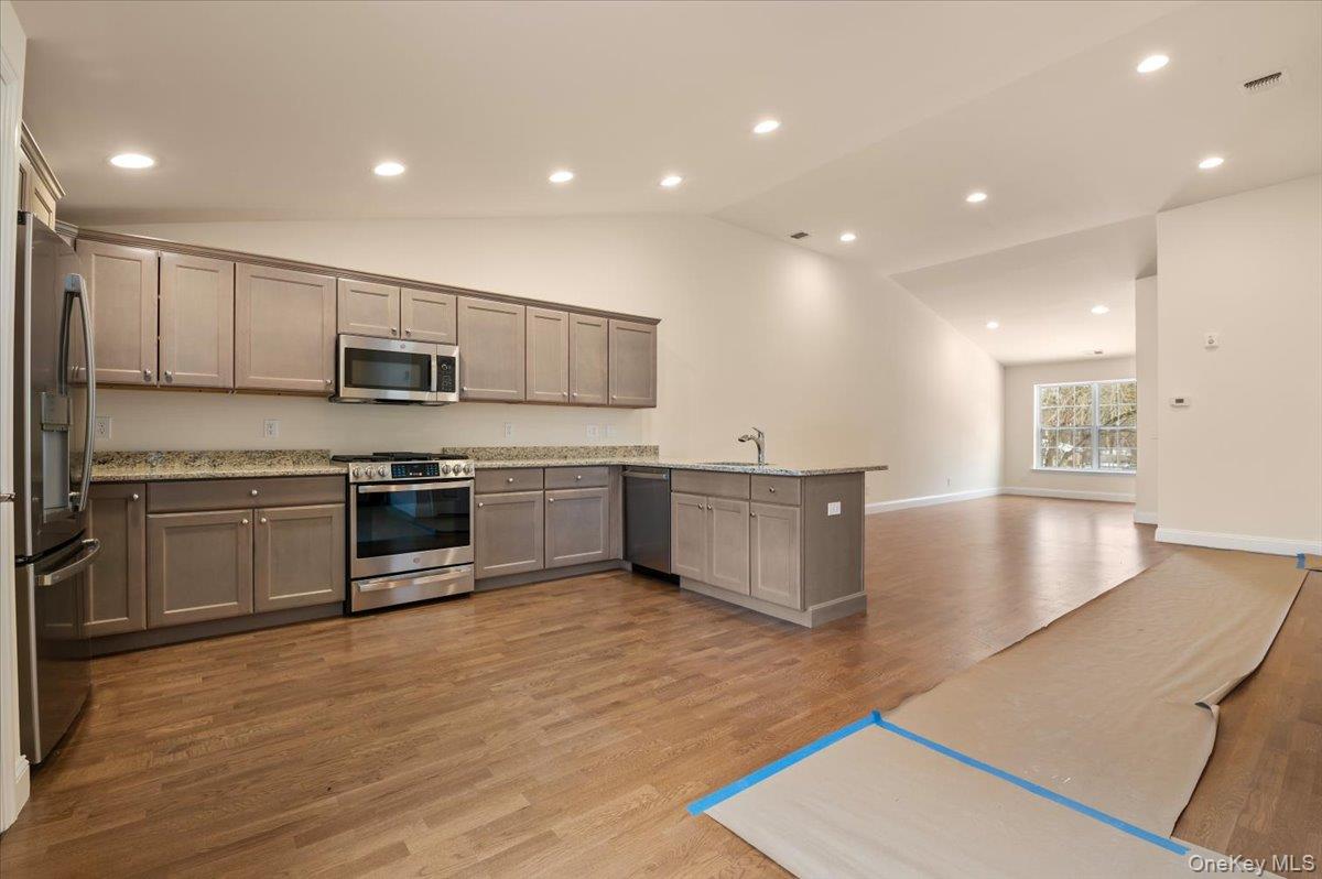 #3 photo, 4 Steven Circle, 롱 아일랜드 Dix Hills , NY 11746