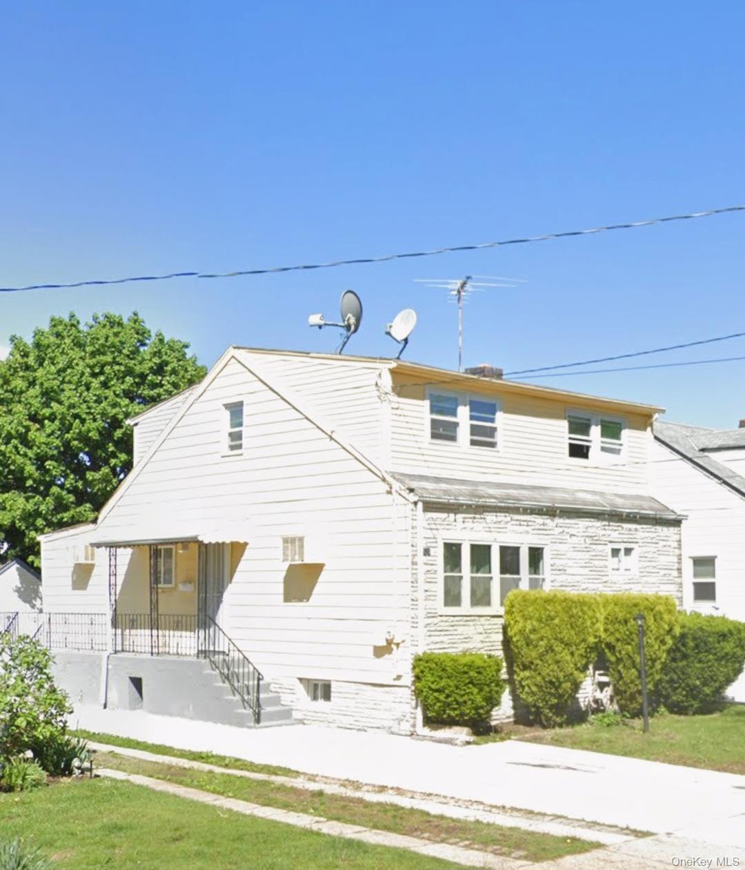 #1 photo, 521 N 7th Street, מחוז נסאו New Hyde Park , NY 11040