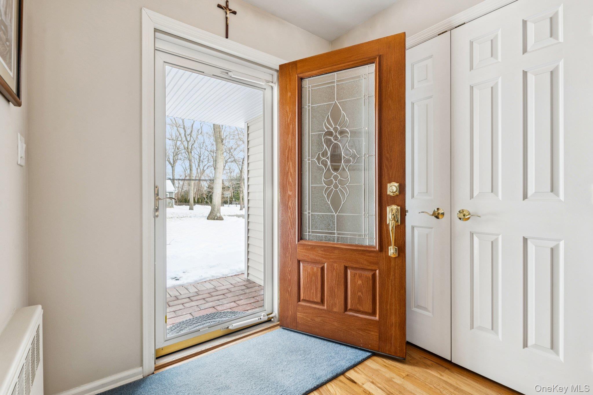 #7 photo, 14 Hillside Avenue, Saint James , NY 11780