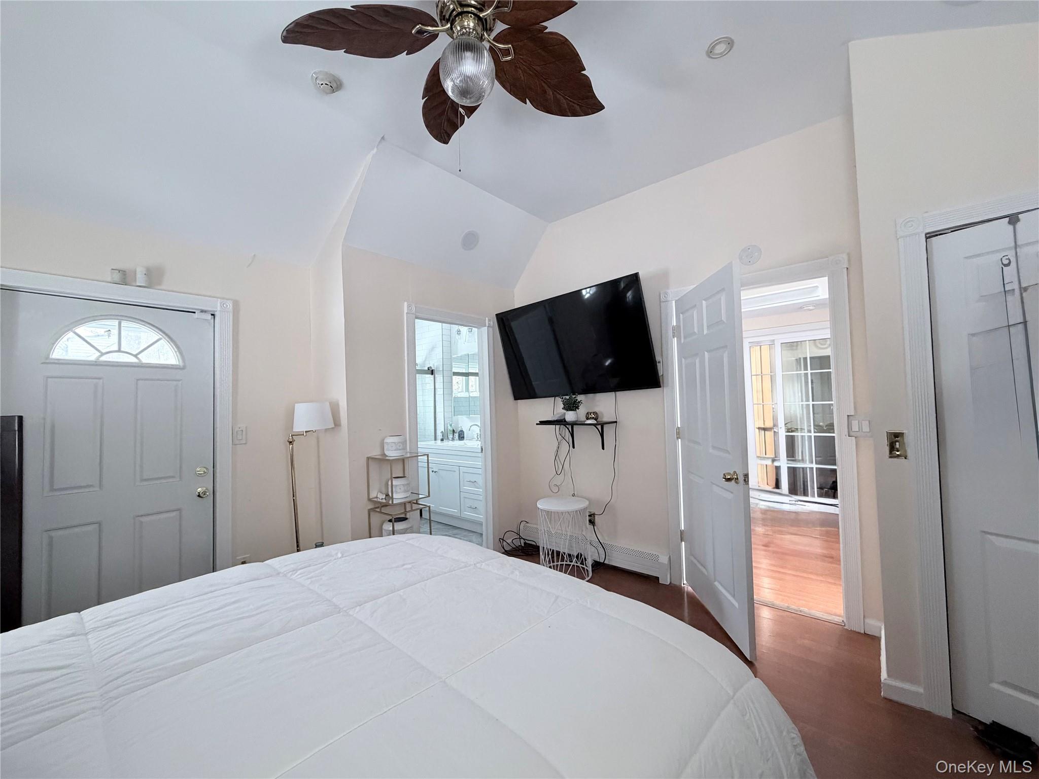 #12 photo, 23 Gray Avenue, Саффолк ‖ Medford , NY 11763