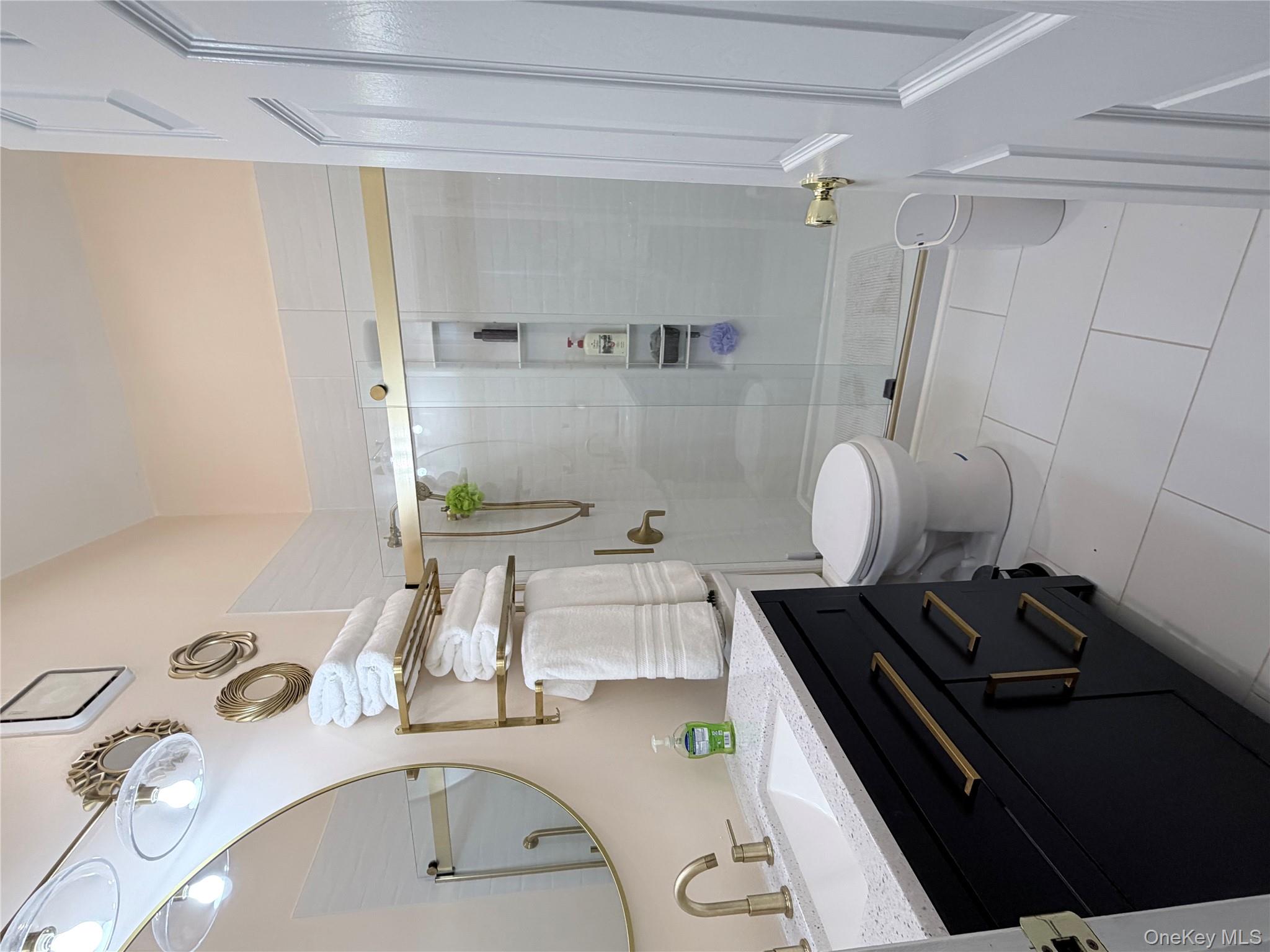 #17 photo, 23 Gray Avenue, Саффолк ‖ Medford , NY 11763