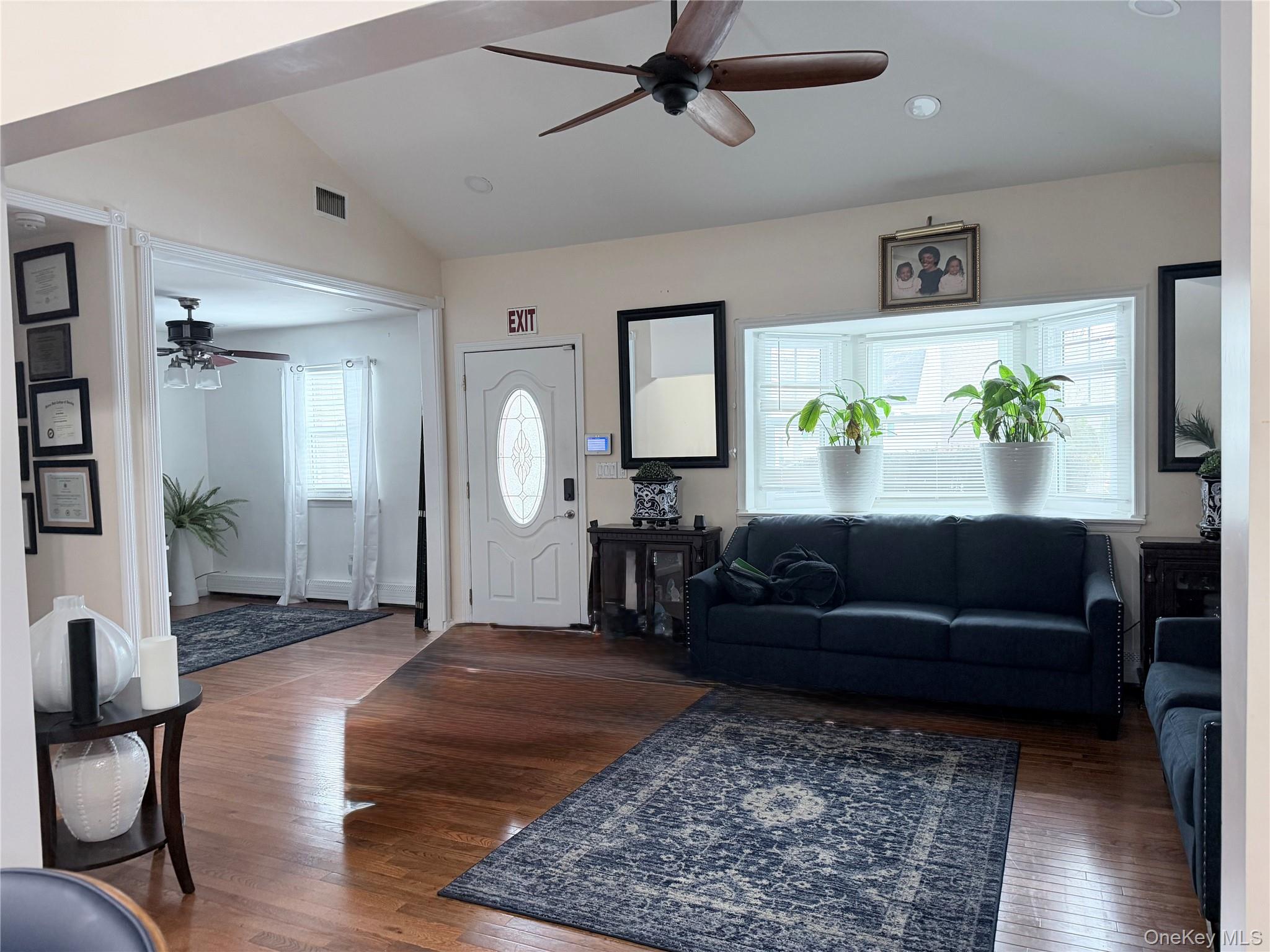 #2 photo, 23 Gray Avenue, Саффолк ‖ Medford , NY 11763