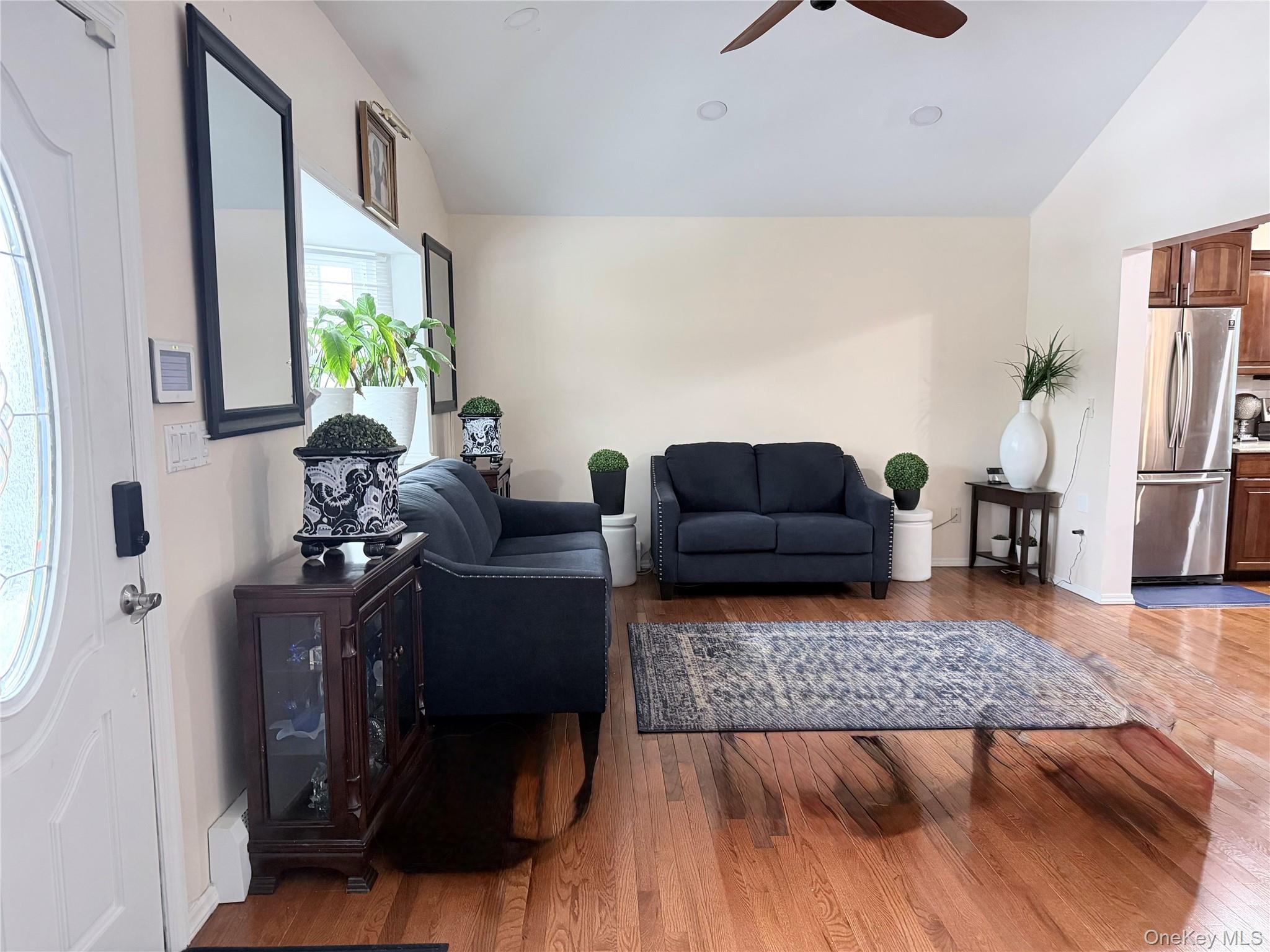 #3 photo, 23 Gray Avenue, Саффолк ‖ Medford , NY 11763