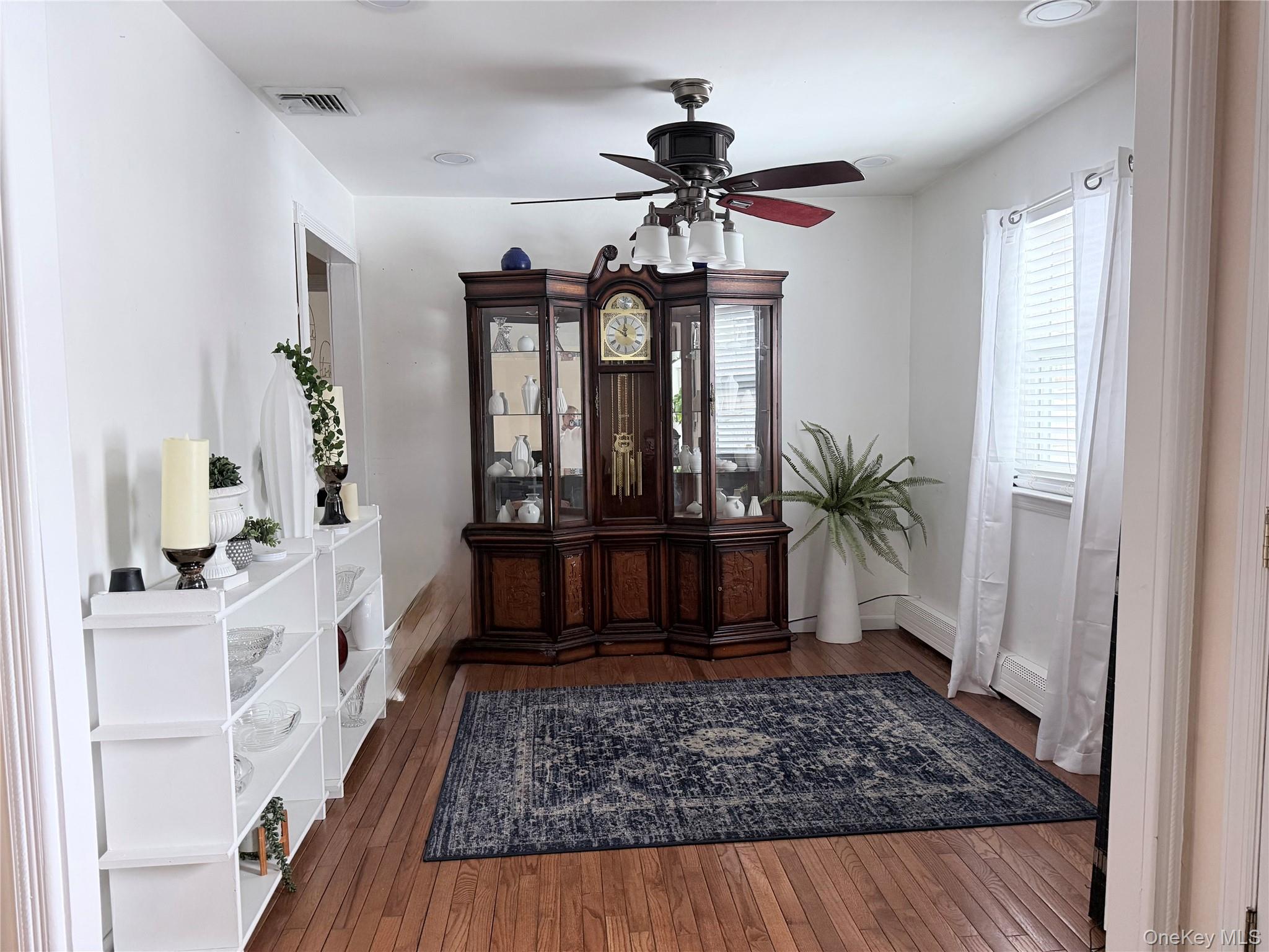 #4 photo, 23 Gray Avenue, Саффолк ‖ Medford , NY 11763