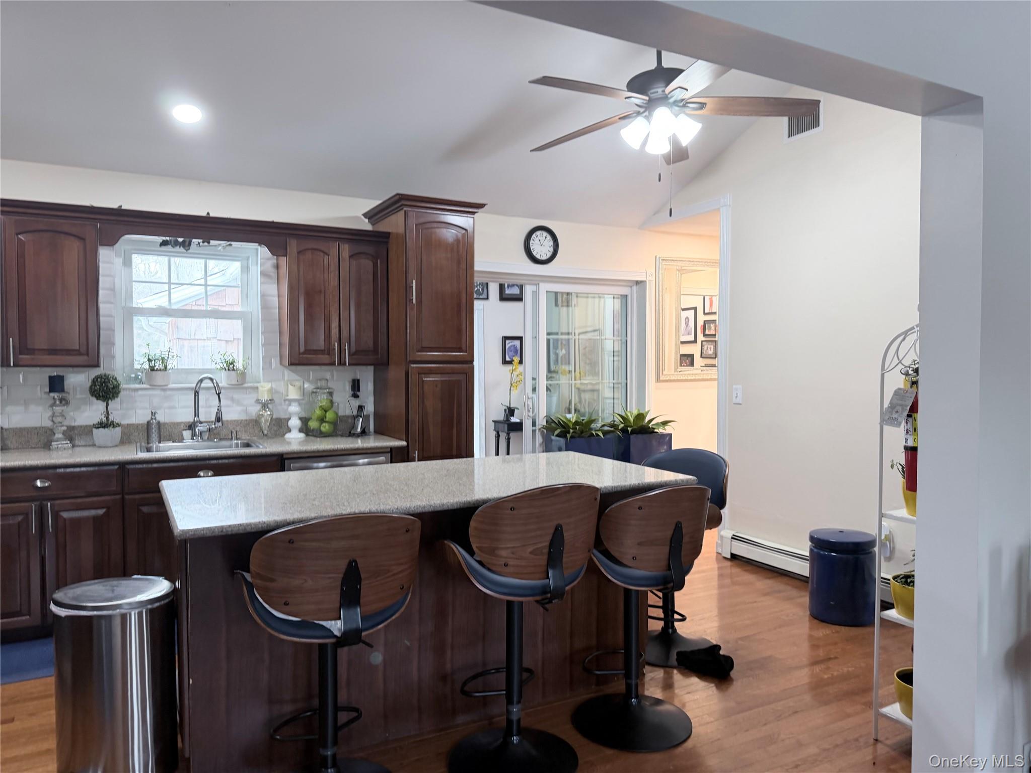 #7 photo, 23 Gray Avenue, Саффолк ‖ Medford , NY 11763