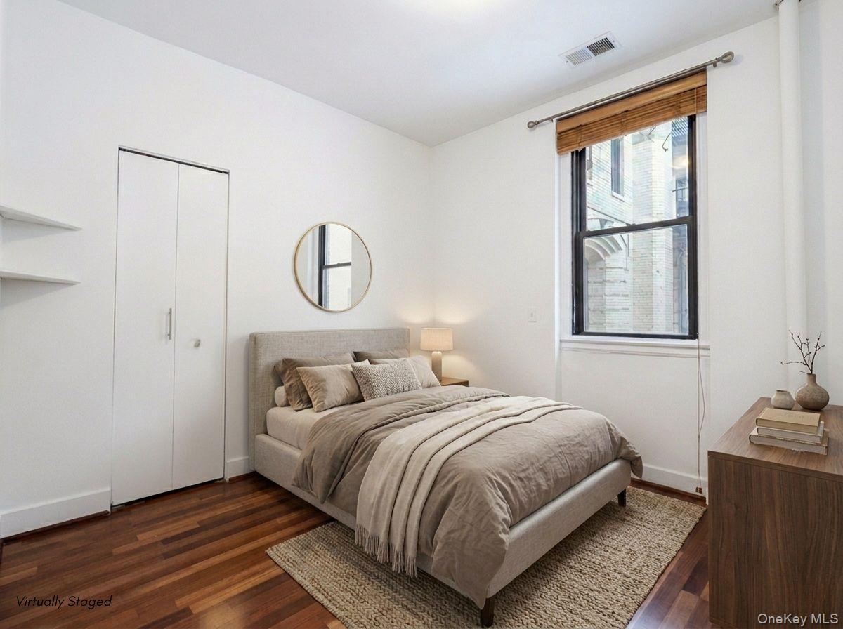 #9 photo, 21-28 35 Street, 皇后區 Astoria , NY 11105