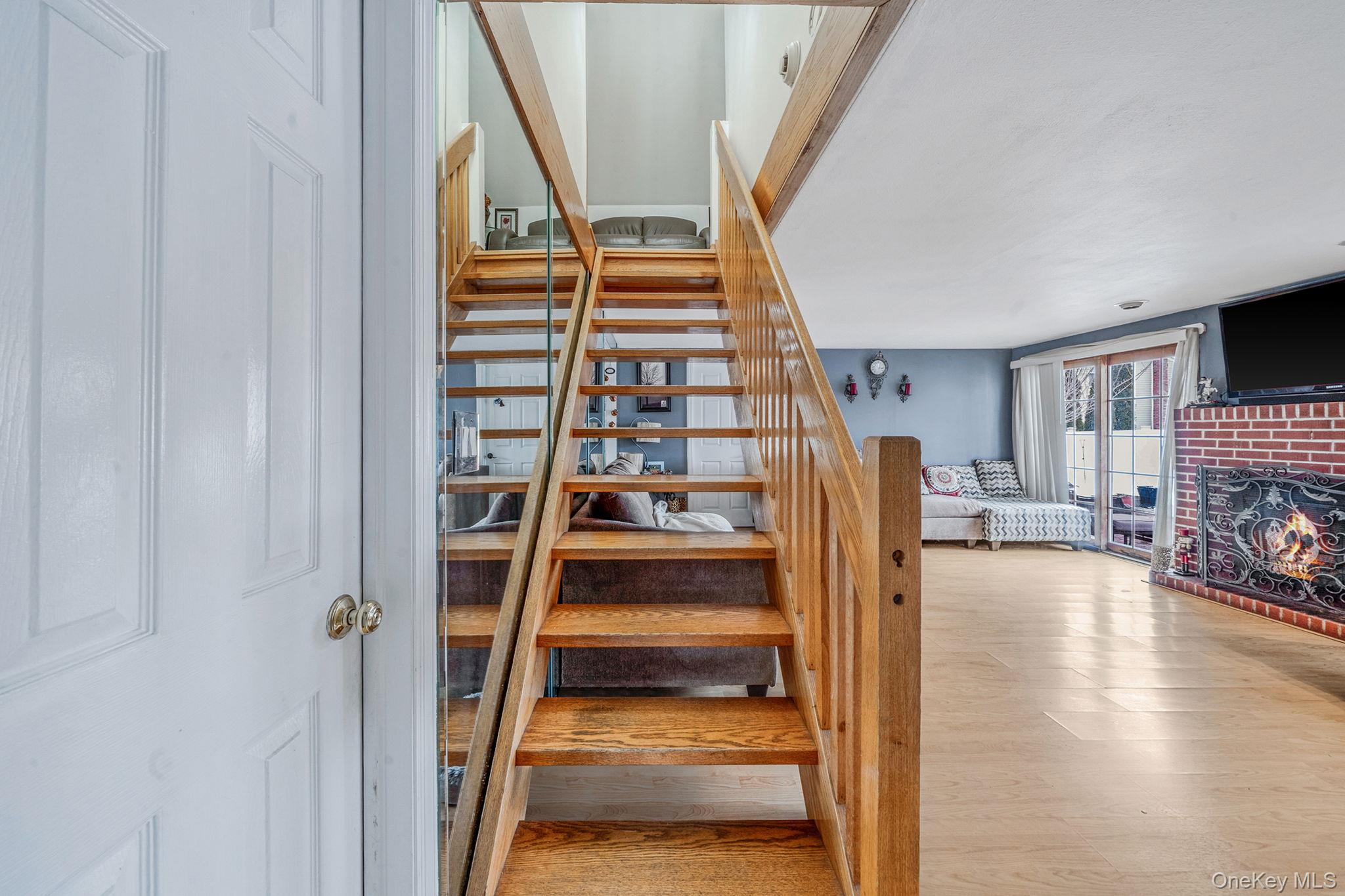 #14 photo, 54 Pacific Avenue, 롱 아일랜드 Deer Park , NY 11729