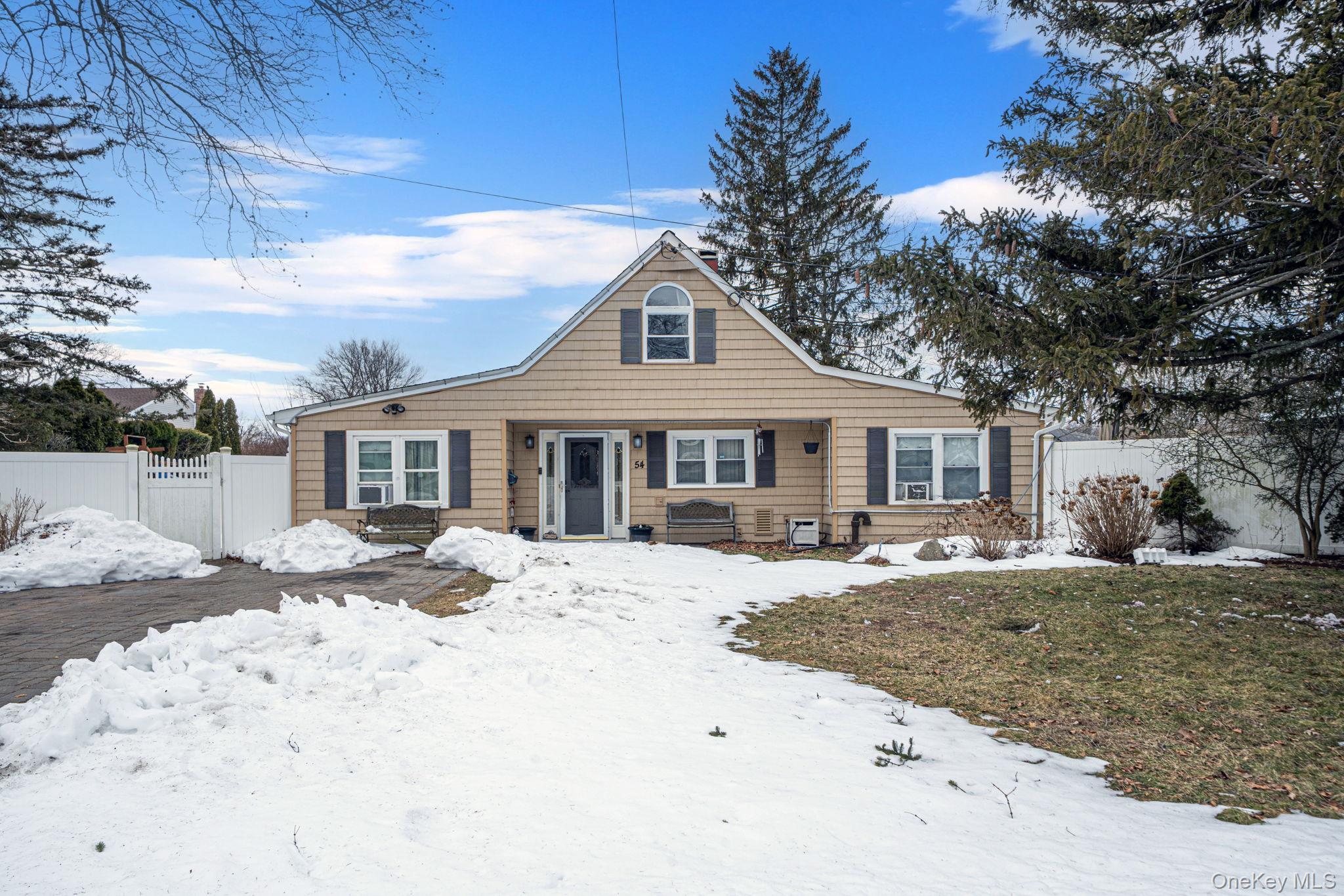 #3 photo, 54 Pacific Avenue, 롱 아일랜드 Deer Park , NY 11729