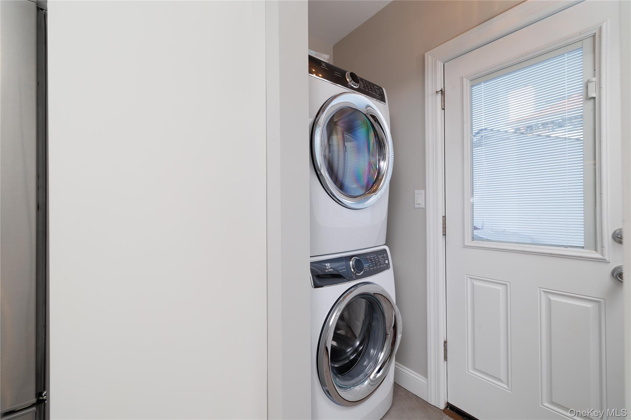 #13 photo, 41 W Penn Street, מחוז נסאו Long Beach , NY 11561