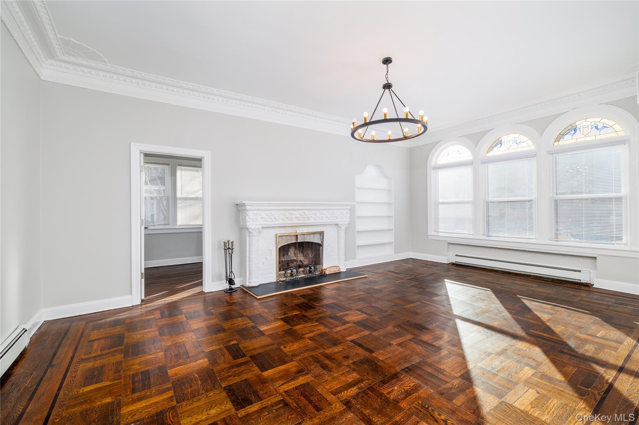 #15 photo, 41 W Penn Street, מחוז נסאו Long Beach , NY 11561