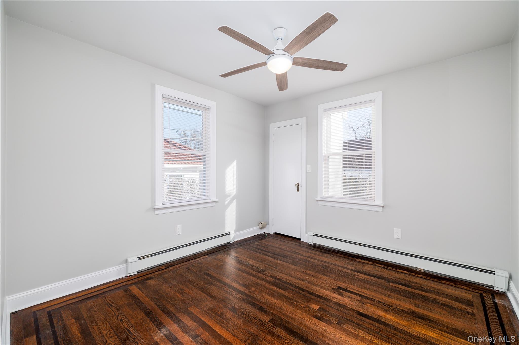 #17 photo, 41 W Penn Street, מחוז נסאו Long Beach , NY 11561