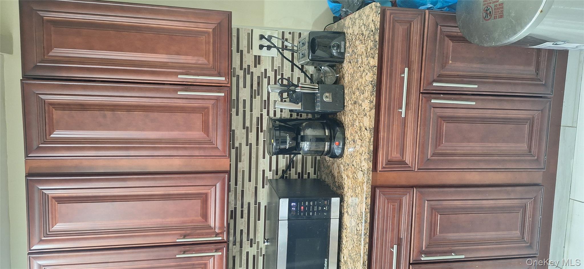 #18 photo, 13724 233rd Street, Куинс ‖ Rosedale , NY 11422