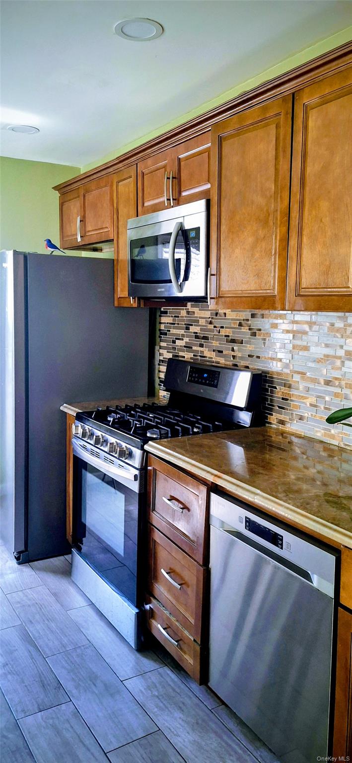 #2 photo, 13724 233rd Street, Куинс ‖ Rosedale , NY 11422