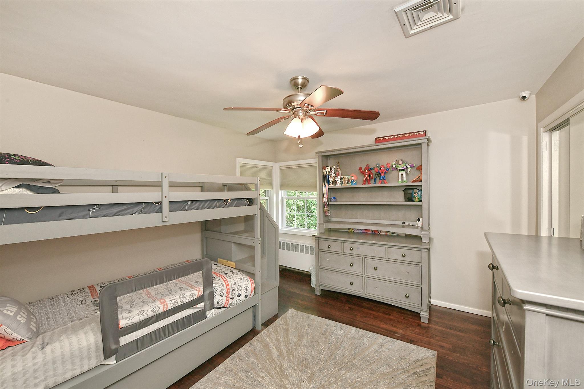 #18 photo, 2 Cherrywood Lane, নাসাউ কাউন্টি Port Washington , NY 11050