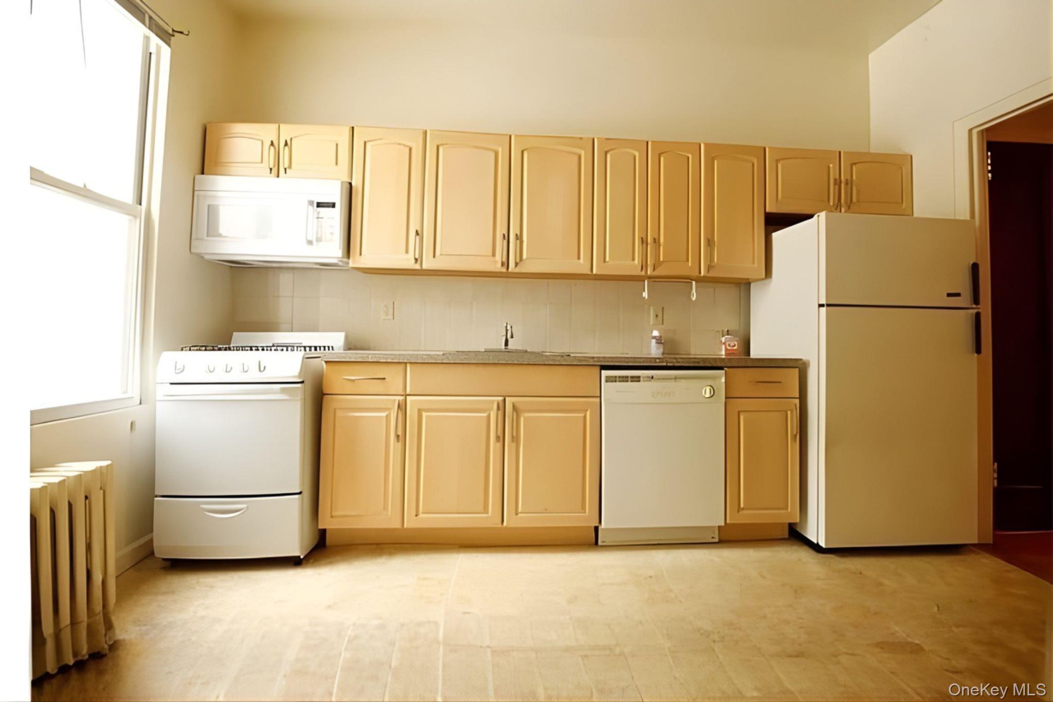 #4 photo, 683 Woodward Avenue, Ridgewood , NY 11385