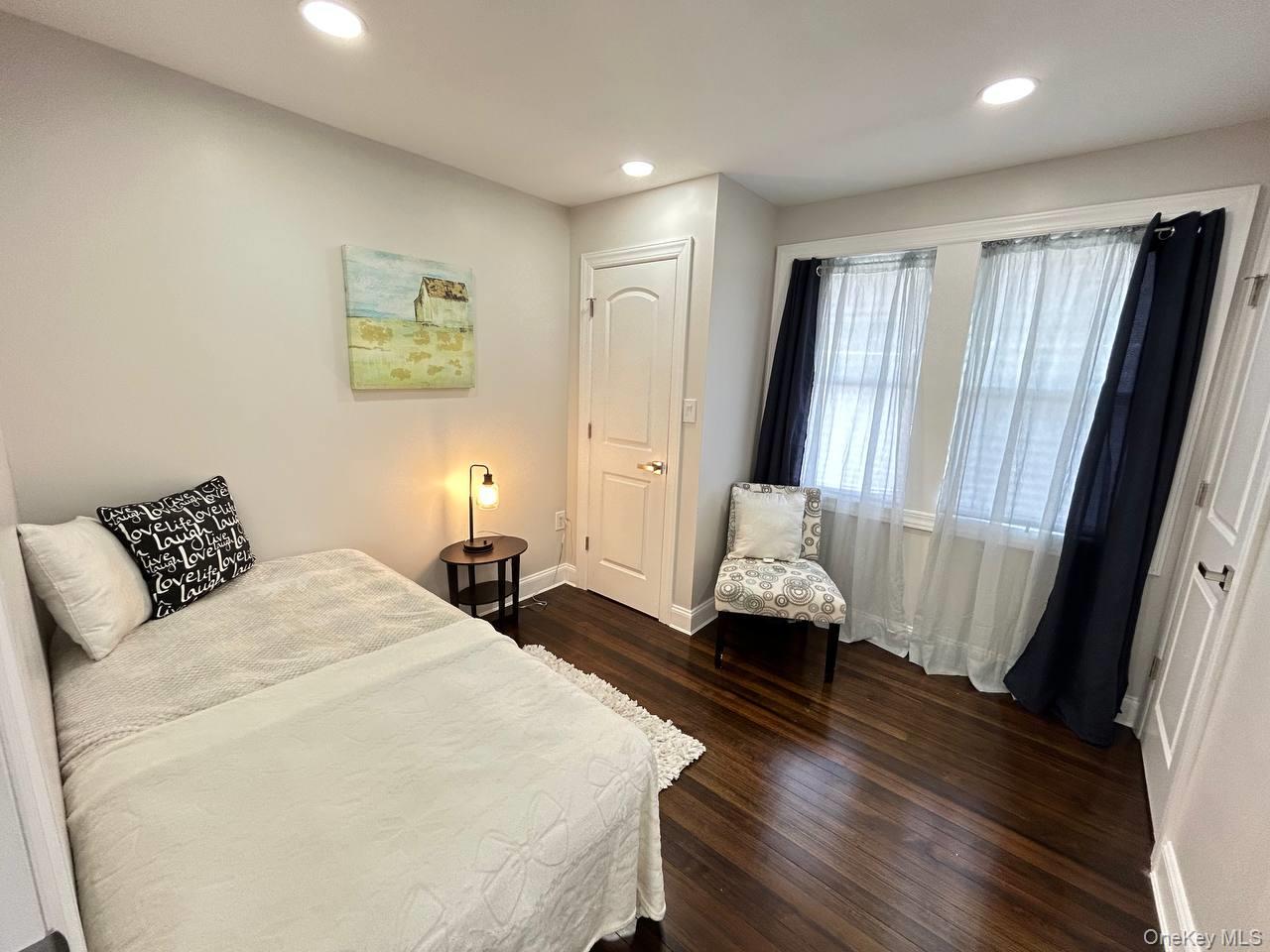 #19 photo, 53 Lee Avenue, Valley Stream , NY 11581