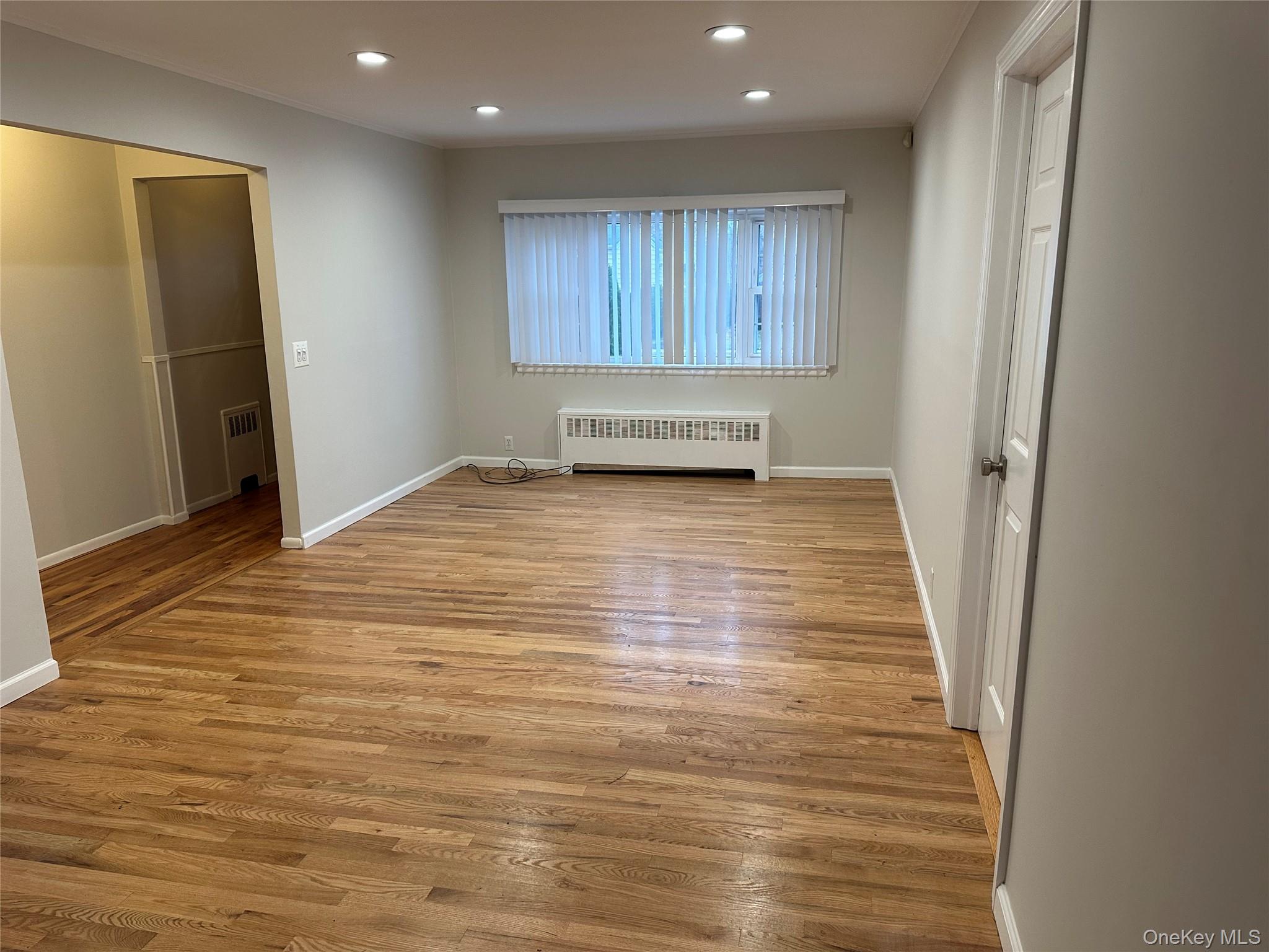 #3 photo, 3 Wensley Road, Plainview , NY 11803