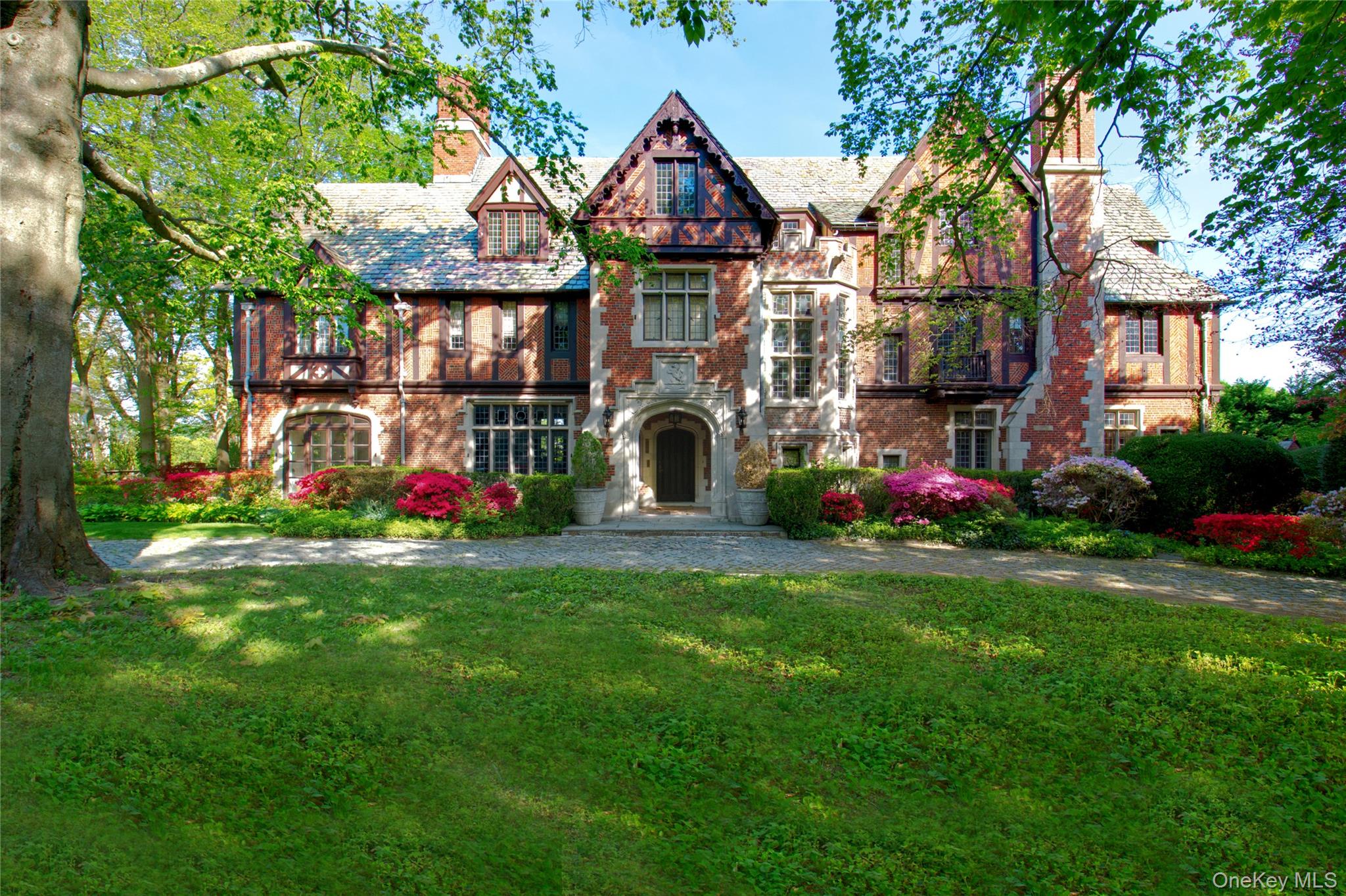 #1 photo, 107 Bayview Road, Нассау ‖ Manhasset , NY 11030