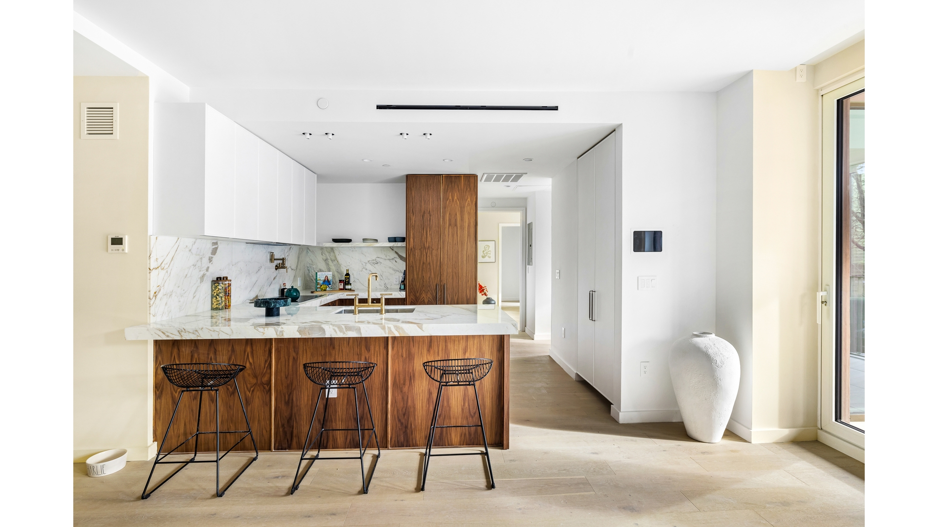 #4 photo, 109 DEVOE Street, הברונקס Williamsburg , NY 11211