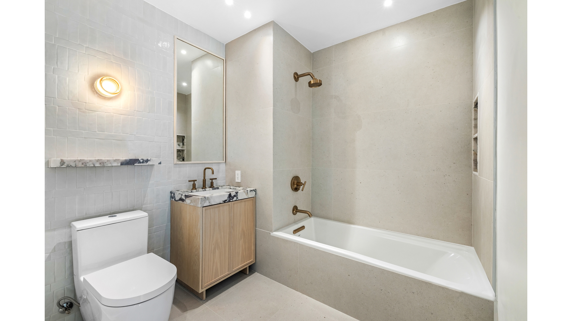 #9 photo, 109 DEVOE Street, הברונקס Williamsburg , NY 11211