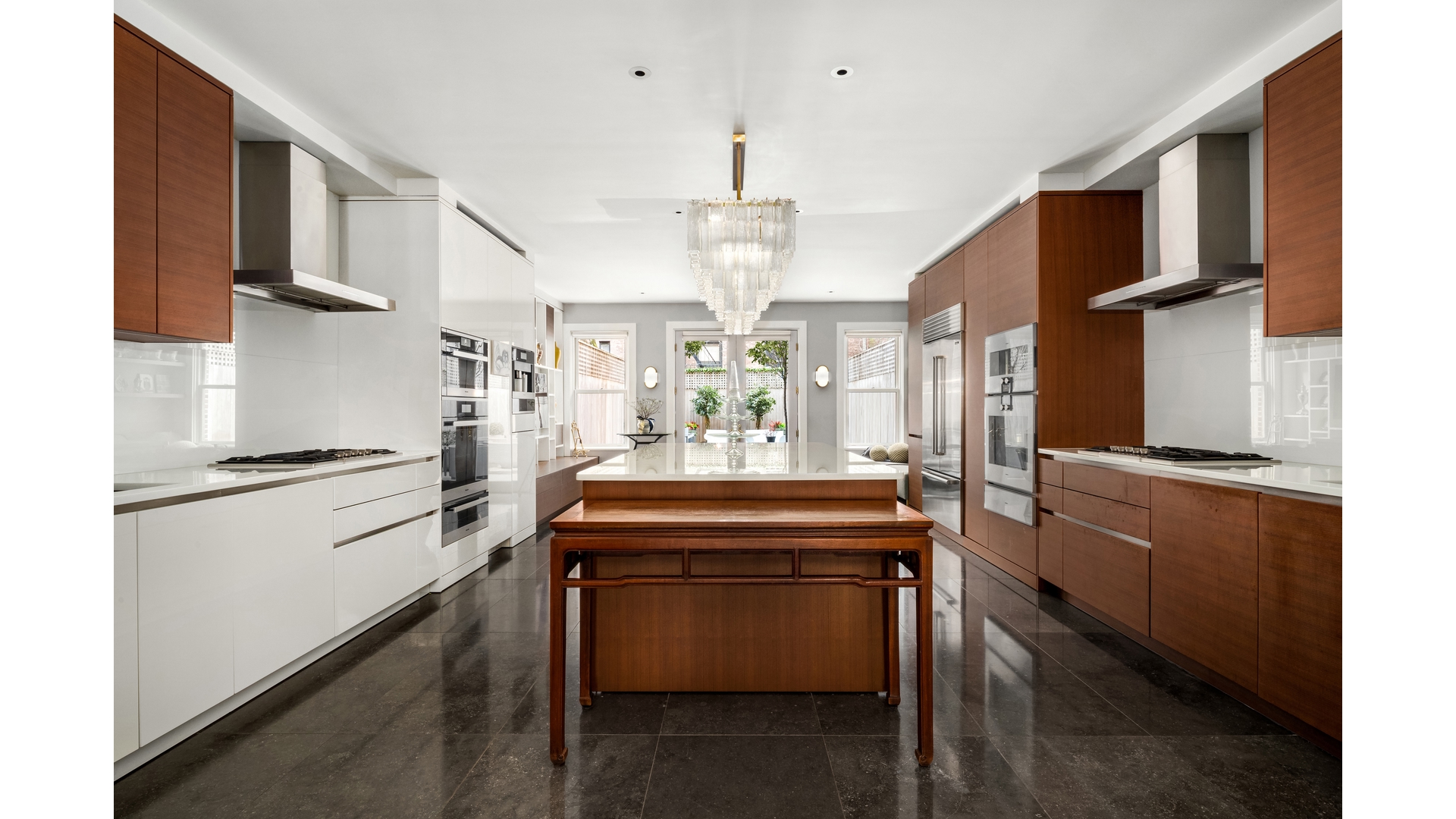 #4 photo, 414 E 50TH Street, Beekman , NY 10022