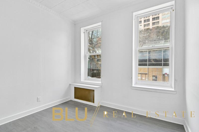 #1 photo, 349 W Broadway, Soho , NY 10013