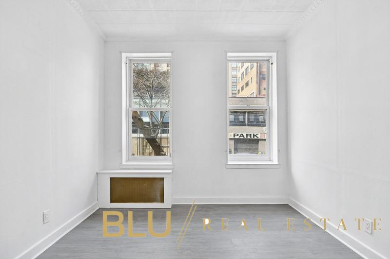 #3 photo, 349 W Broadway, Soho , NY 10013