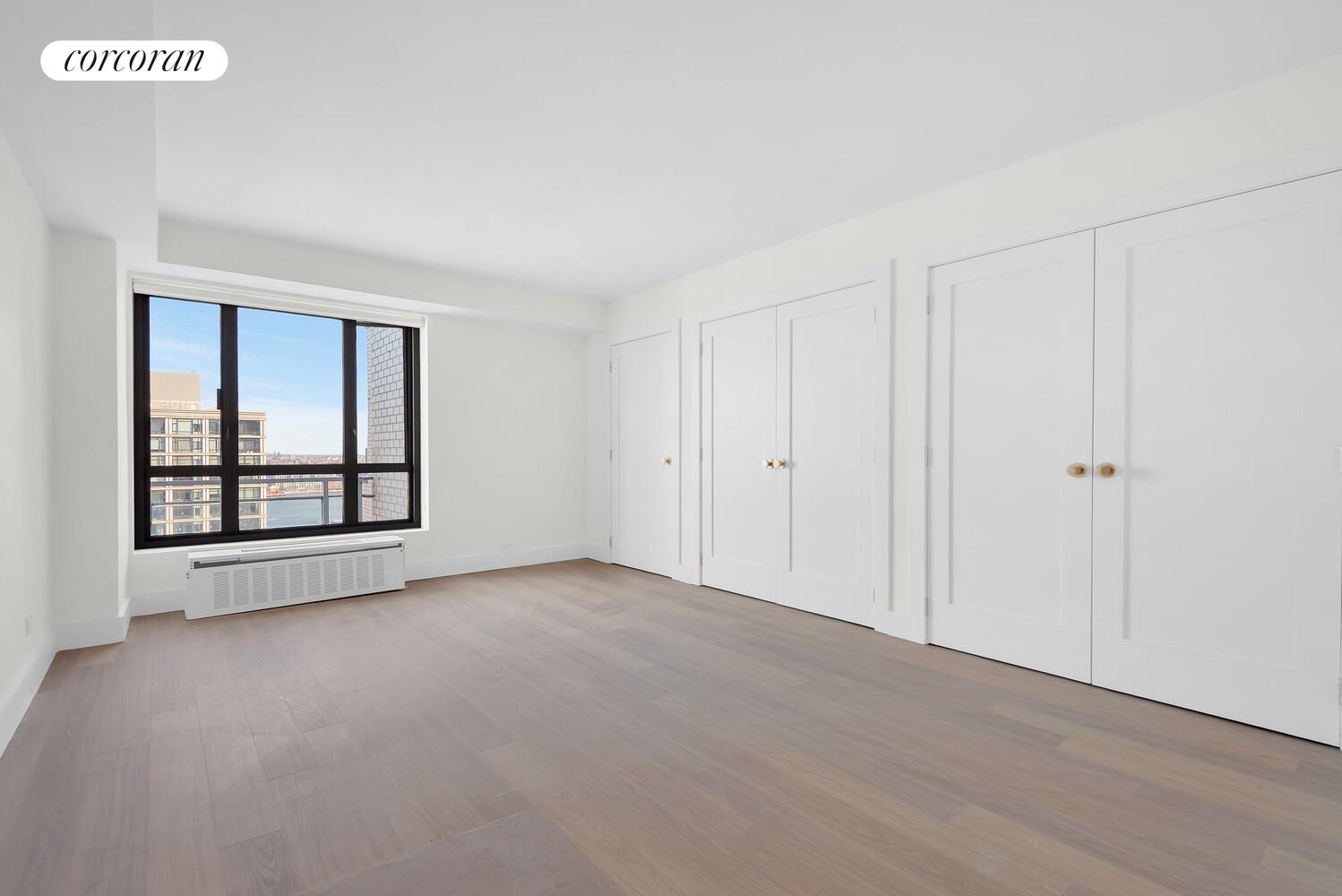 #12 photo, New York City, Yorkville , NY 10128