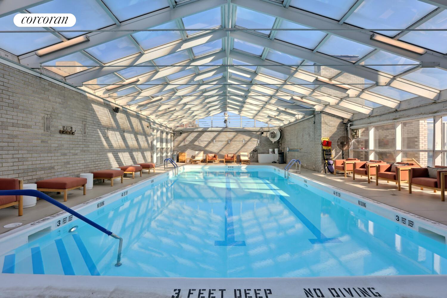 #16 photo, New York City, Yorkville , NY 10128