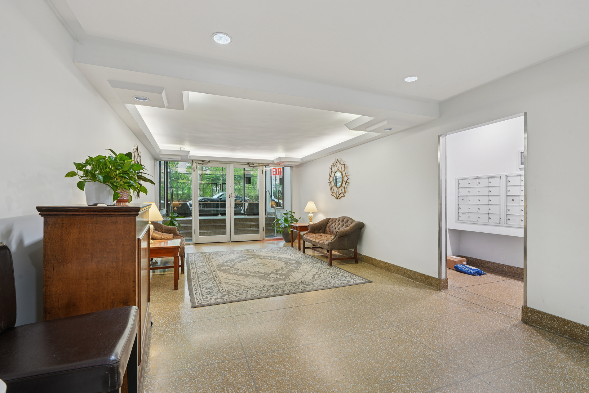 #8 photo, 320 E 35th Street, Murray Hill , NY 10016