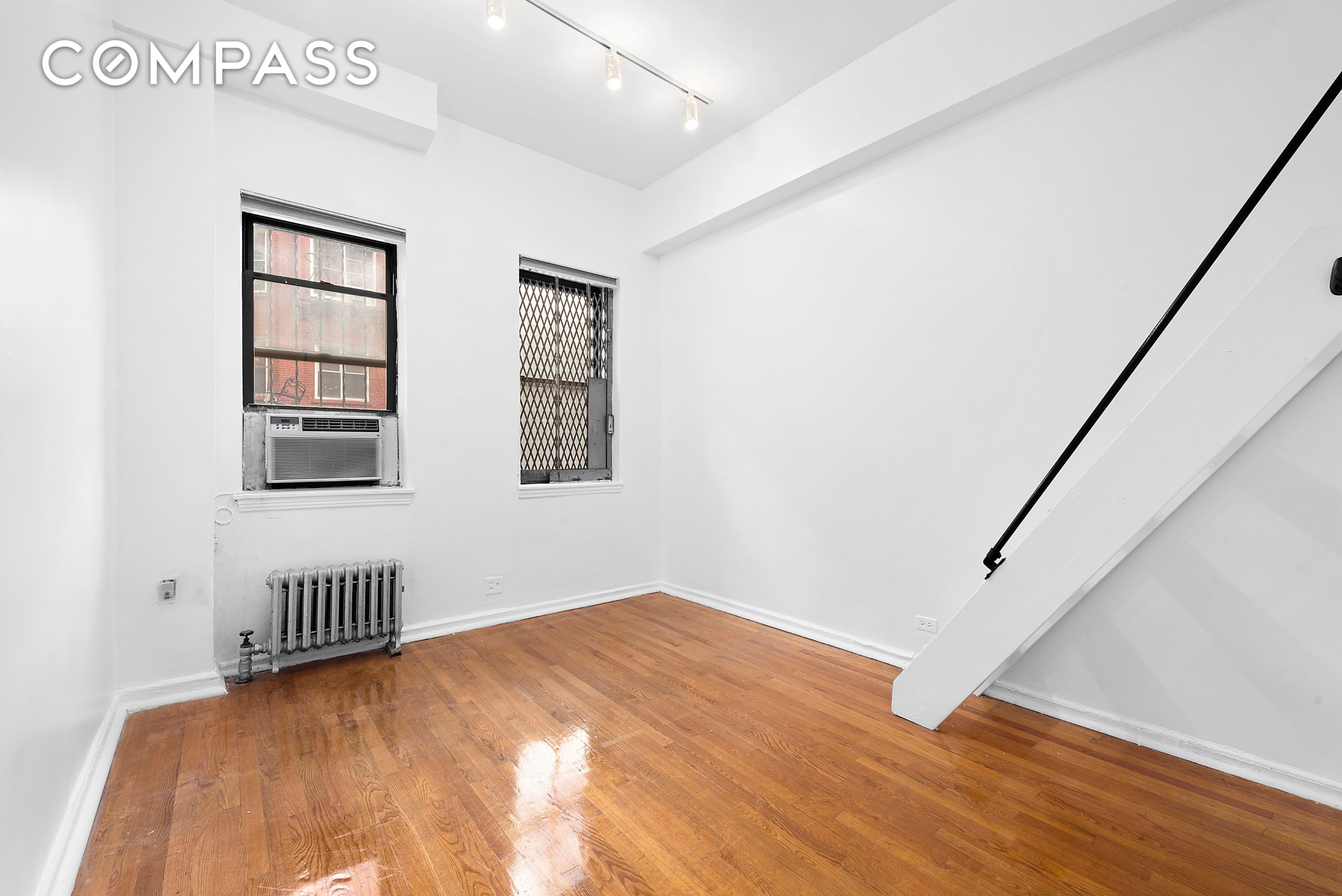 #4 photo, New York City, 맨해튼 Washington Heights , NY 10032