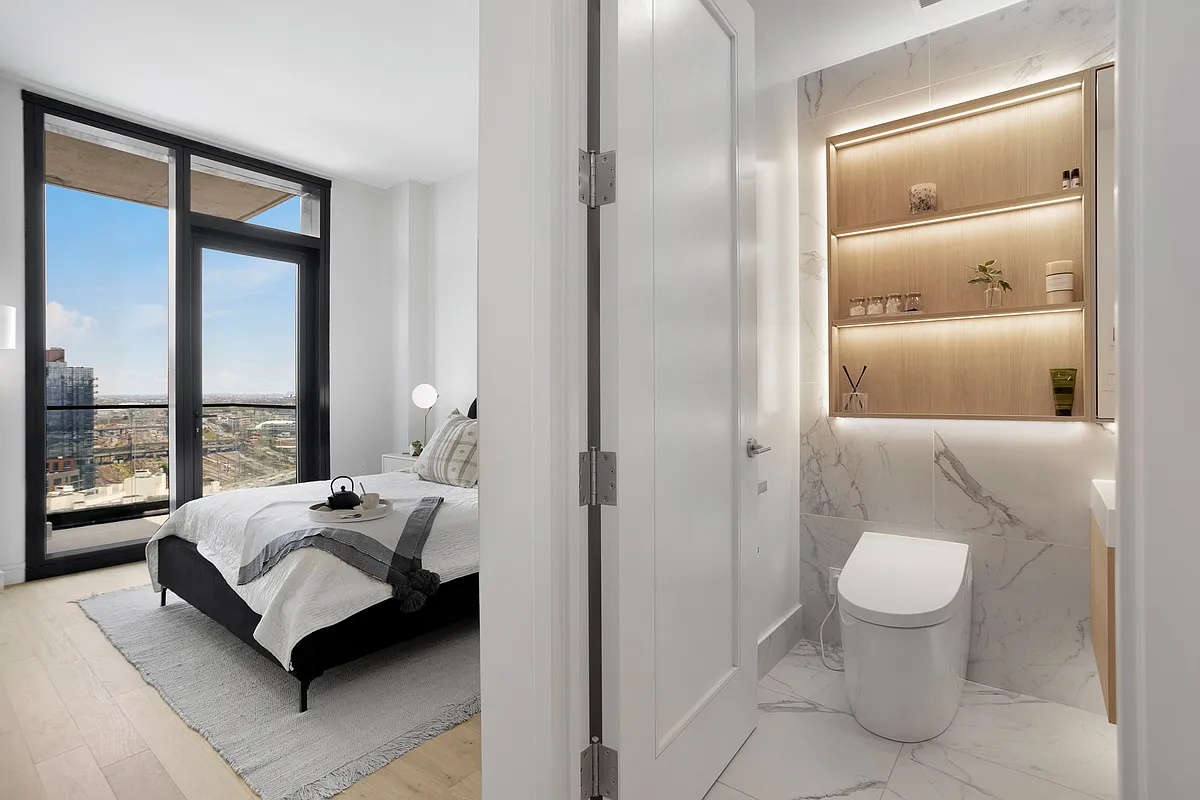 #10 photo, 45-30 Pearson Street, Куинс ‖ Long Island City , NY 11101