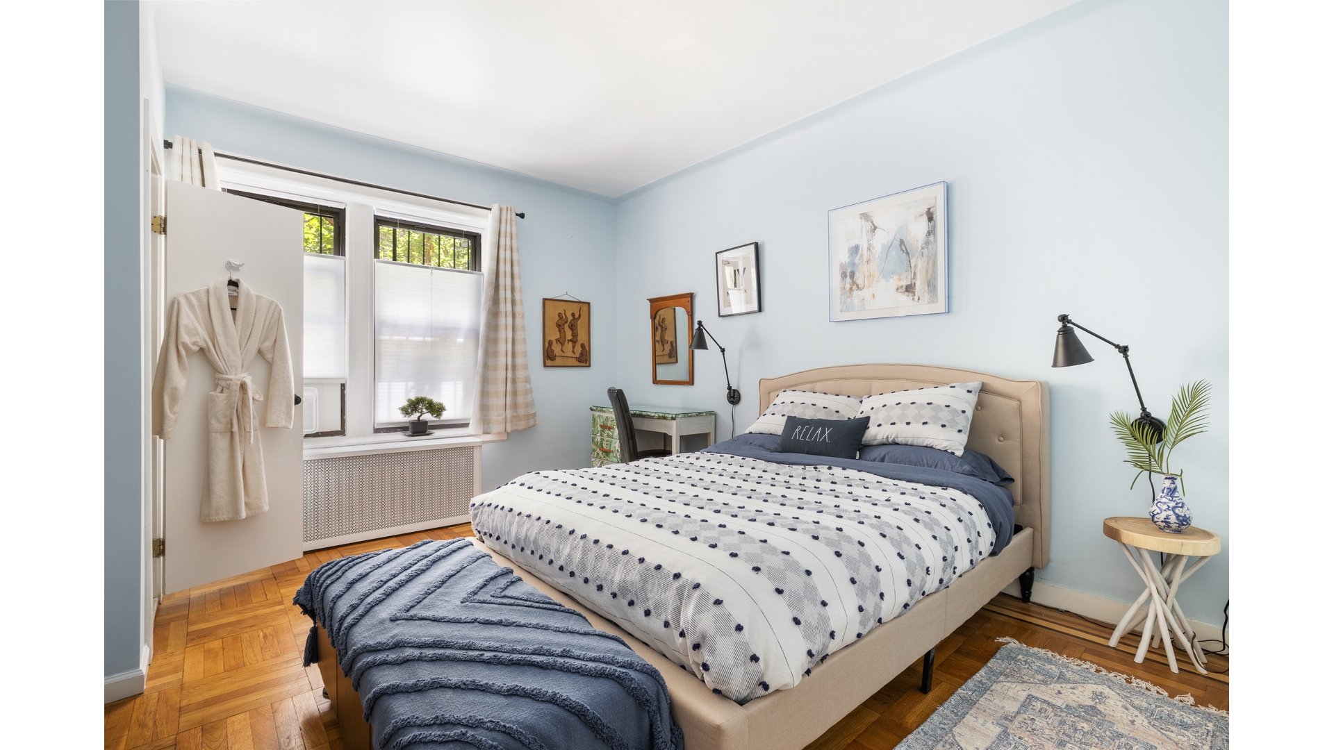 #17 photo, 42-20 Kissena Boulevard, Flushing , NY 11355