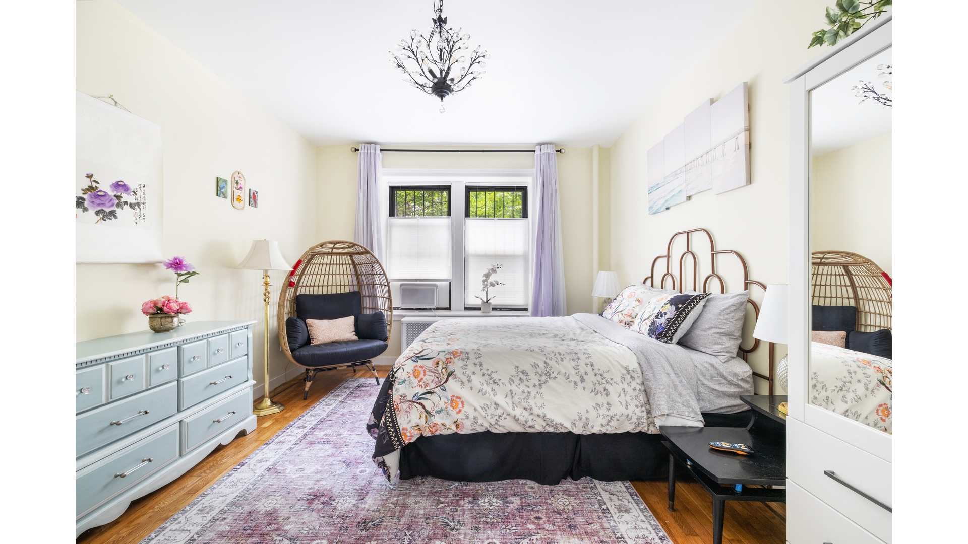 #7 photo, 42-20 Kissena Boulevard, Flushing , NY 11355