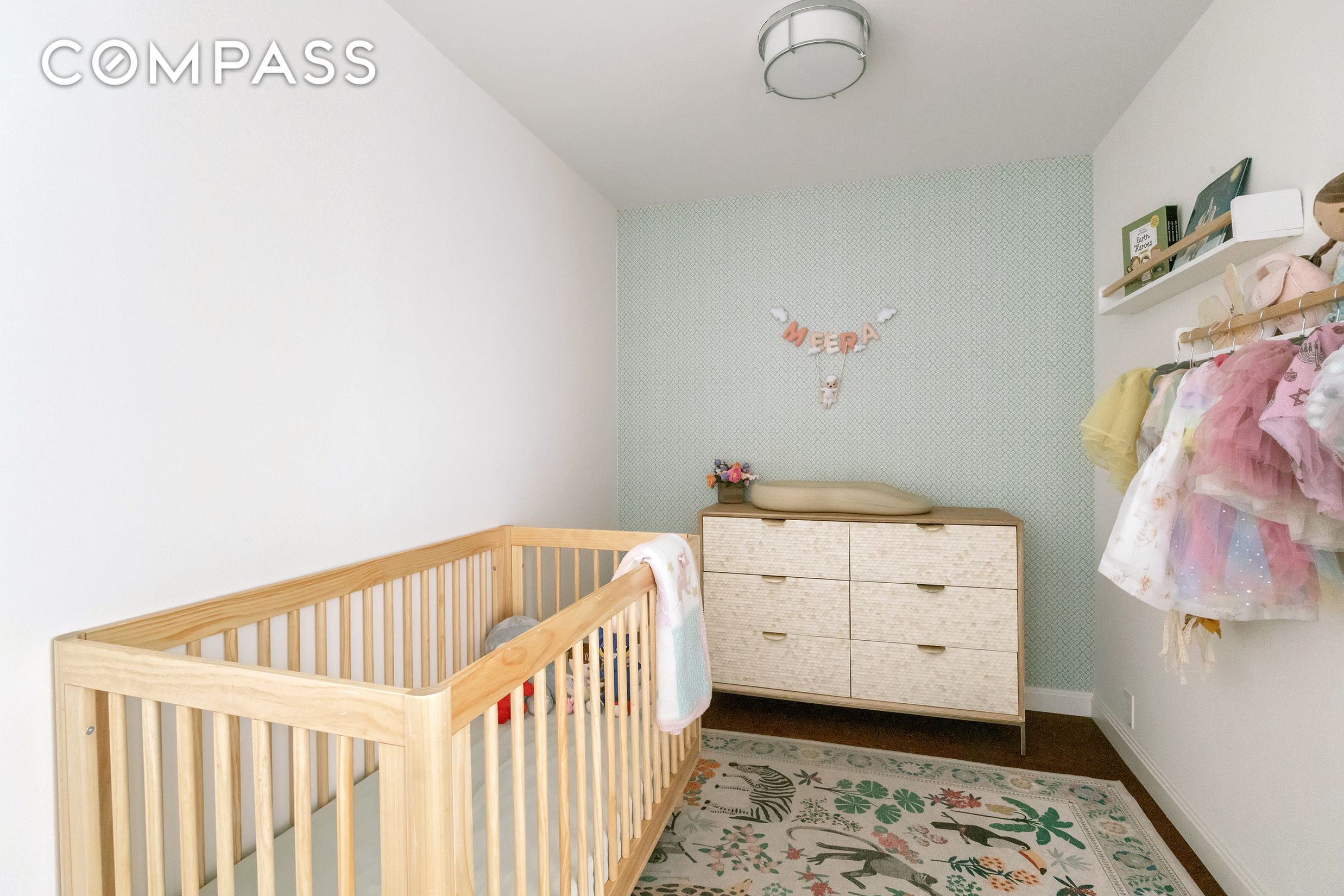 #13 photo, 200 E 94th Street, Upper East Side , NY 10128