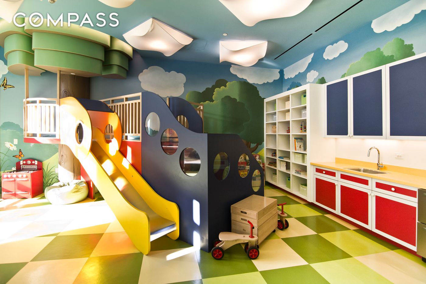 #19 photo, 200 E 94th Street, Upper East Side , NY 10128